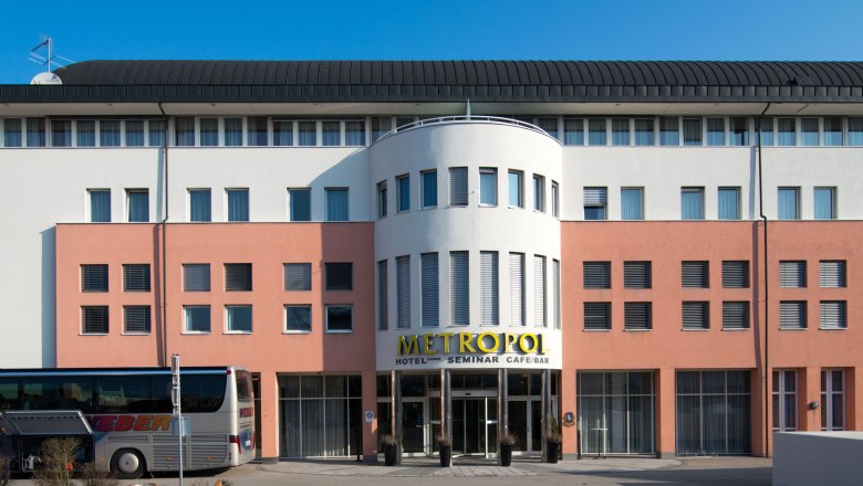 metropol-aussen_-2110_total, © Hotel Metropol metropol-aussen_-2110_total, © Hotel Metropol