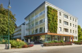 Aussenansicht bei Tag, © At the Park Hotel