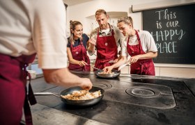 Refugium Hochstrass, Kochen und Backen, &copy; Andreas Balon