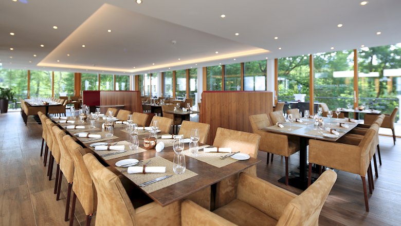 Restaurant Vier Jahreszeiten, &copy; Schlosspark/mesonic