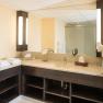 Badezimmer, &copy; Hotel Karl-Wirt
