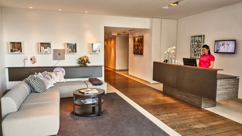 Spa Rezeption, &copy; Steigenberger Hotel and Spa, Gregor Titze