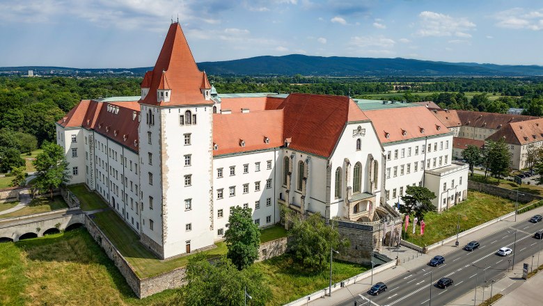 Luftaufnahme der Theresianischen Milit&auml;rakademie in Wiener Neustadt, &Ouml;sterreich.