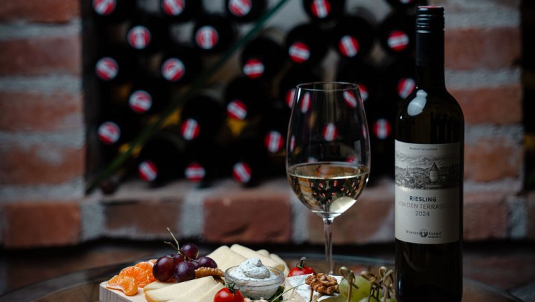 Vinothek (23), &copy; City Hotel