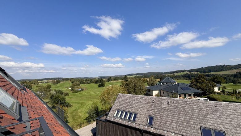 Ausblick Richtung Golfplatz Ottenstein, &copy; korngut
