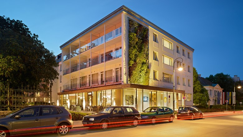 At the Park Hotel - Abendstimmung, © At the Park Hotel At the Park Hotel - Abendstimmung