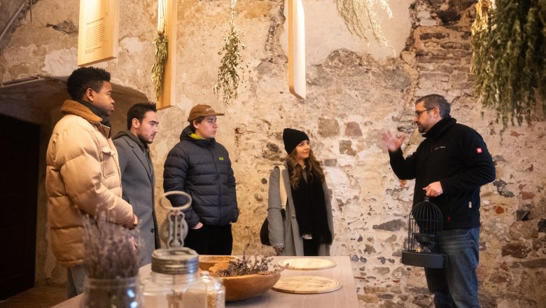 Schallaburg, Escape Room Gruppe, &copy; PS Werbeagentur