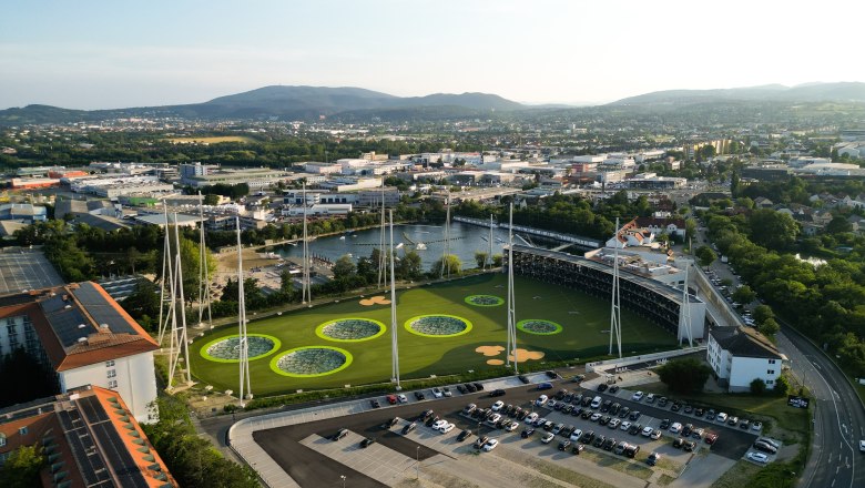 Topgolf Wien, Luftansicht, &copy; Topgolf Wien